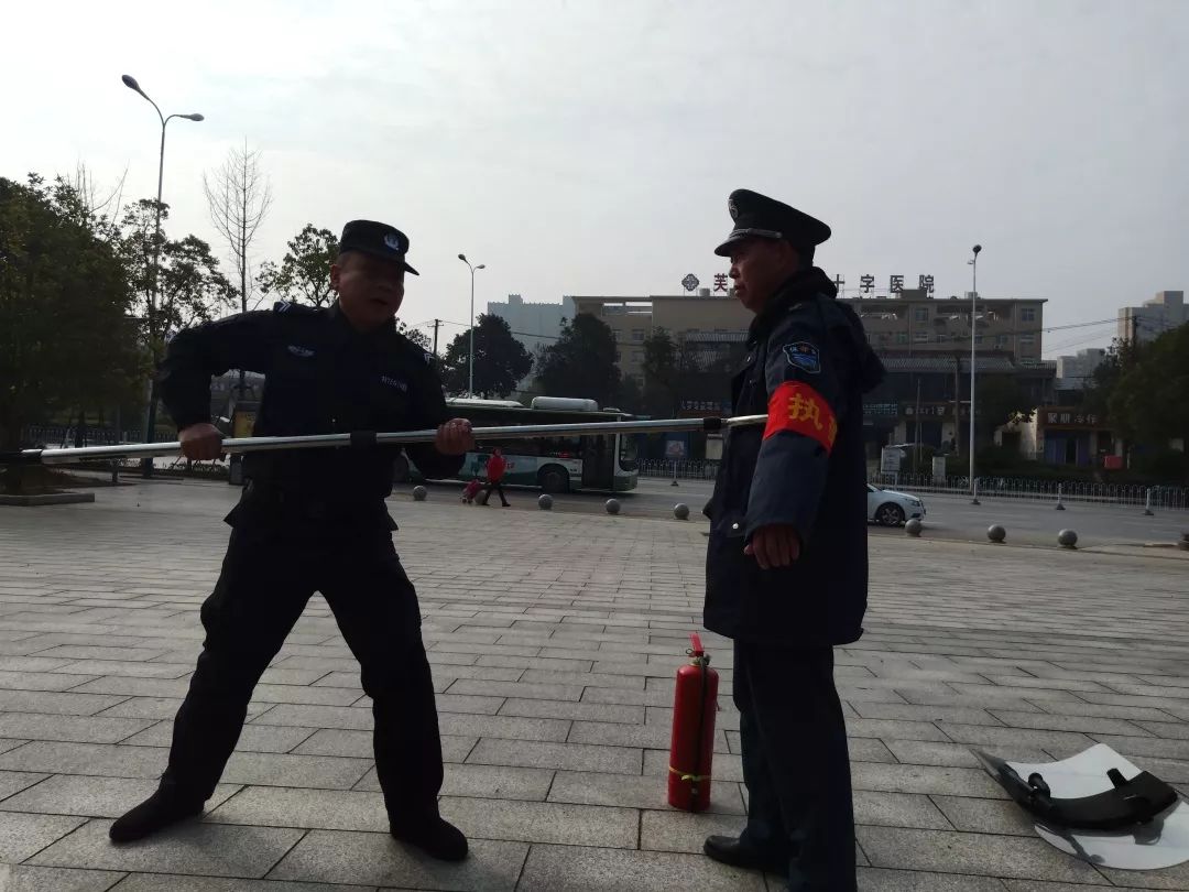 長(zhǎng)沙紅光保安服務(wù)有限公司,長(zhǎng)沙安保服務(wù),長(zhǎng)沙安全服務(wù),長(zhǎng)沙非武裝押運(yùn),勞務(wù)派遣服務(wù)